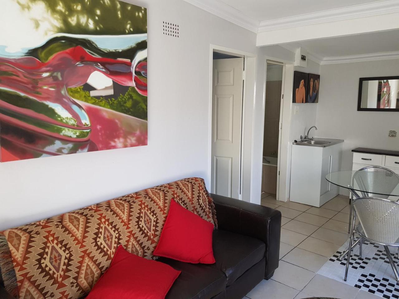 Hotel Mi Casa Su Casa Randburg Esterno foto